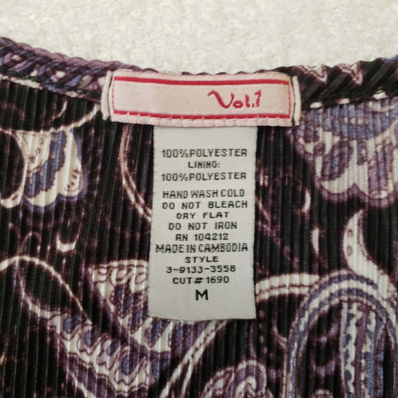 🐱Vol.1 Handkerchief Hem Top - Picture 4 of 4